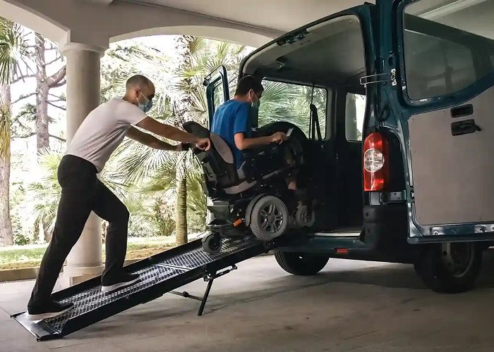 Why Choose Care Solution Specialist for Travel Support